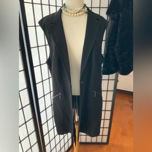 MichellStudio Black Vest